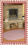Horgolt lakáskultúra - Rózsaszín horgolt szőnyeg oldalról